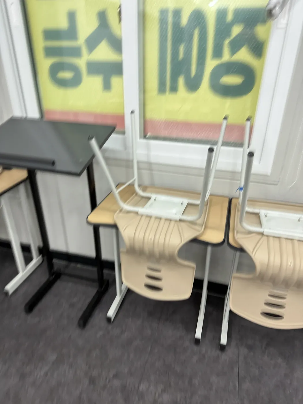 바닥 마감 상태 — 남원시 학원청소 현장
