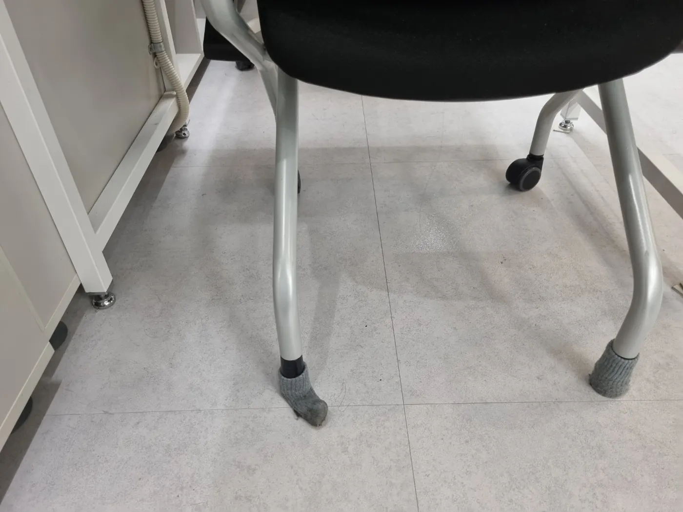 고창읍 학원청소 시공 현장 — 바닥 마감 상태
