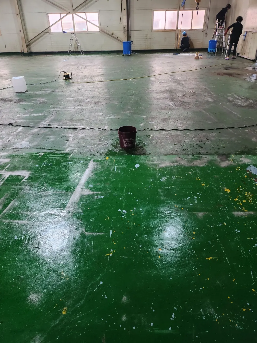 순창군 공장청소 시공 현장 — 바닥 마감 상태