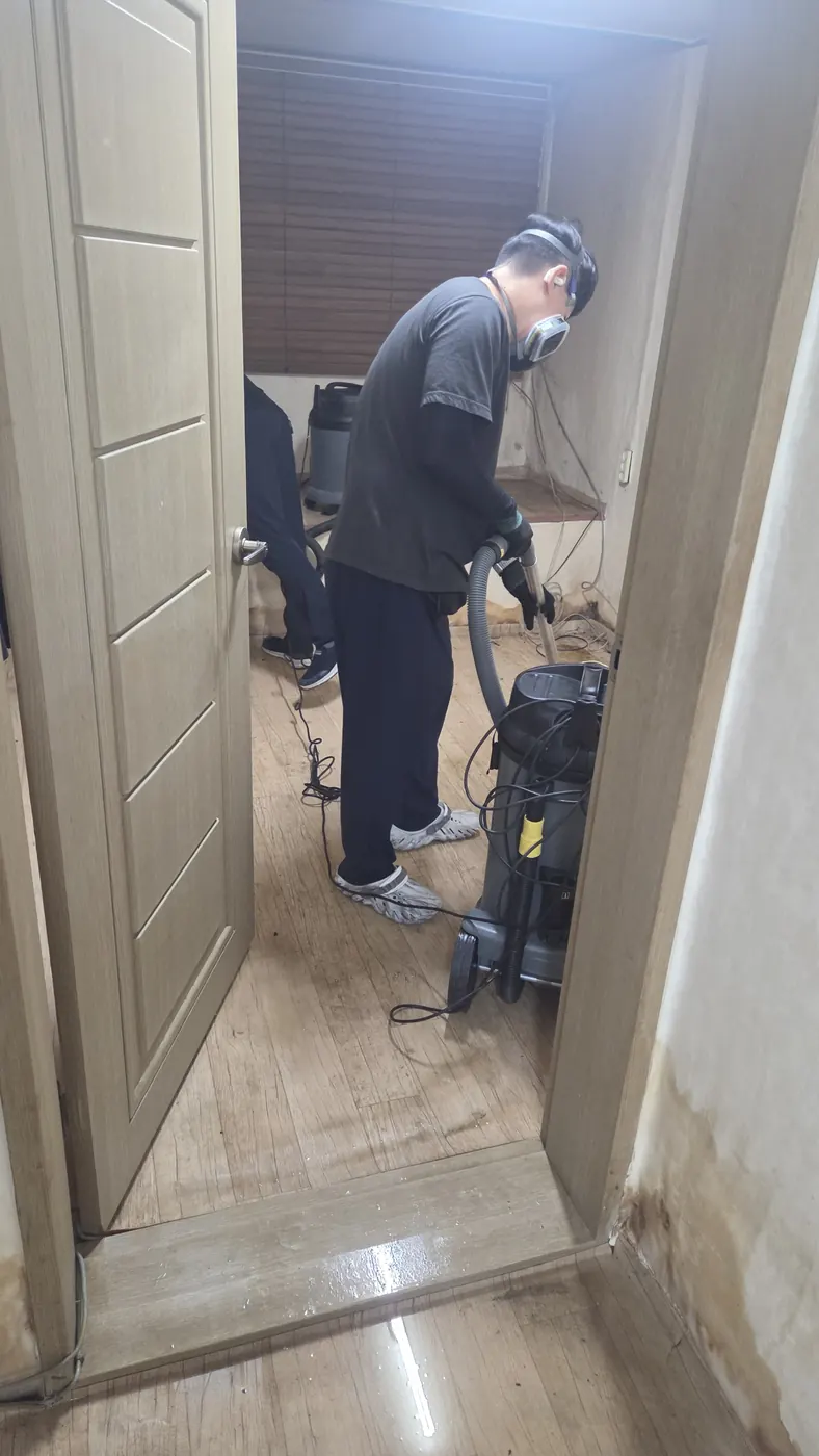 오염 제거 — 전북특별자치도 침수청소 현장