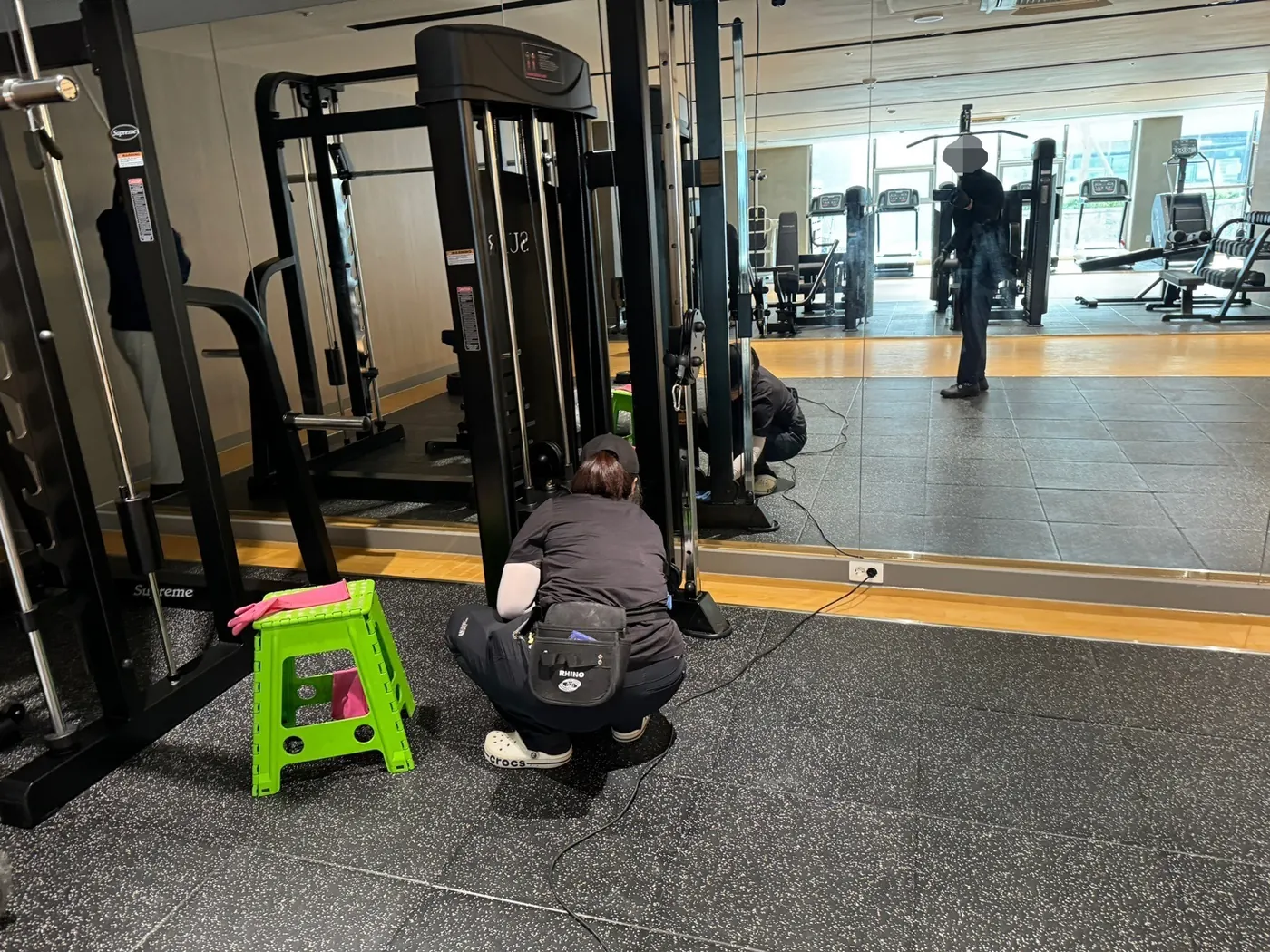 운동기구 관리 — 진안군 헬스장청소 현장