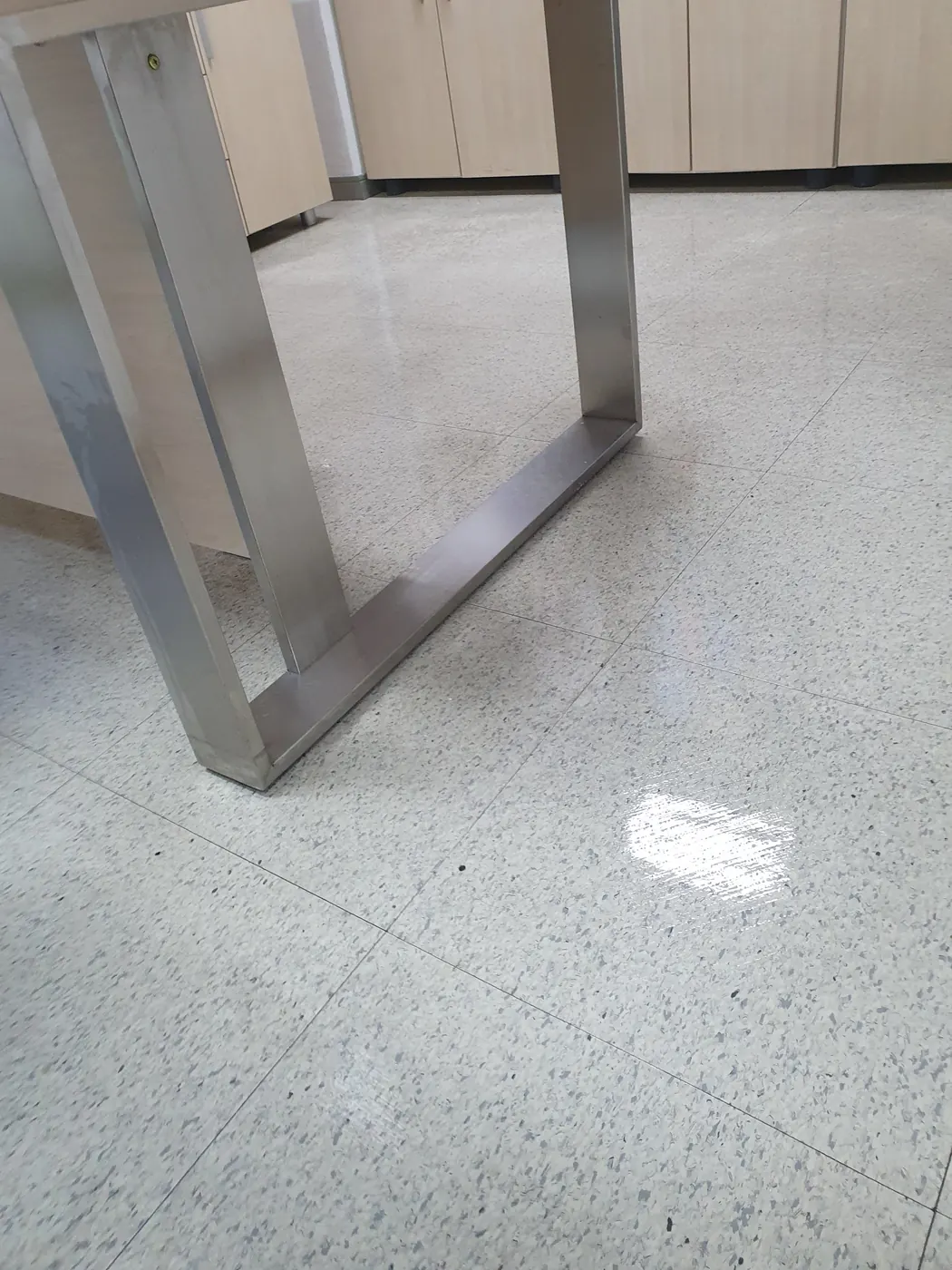 임실군 사무실청소 시공 현장 — 바닥 광택 마감