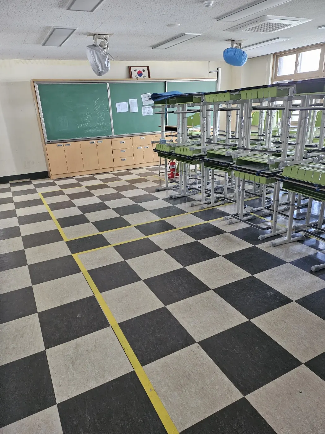 상동 학교청소 시공 현장 — 교실 마감