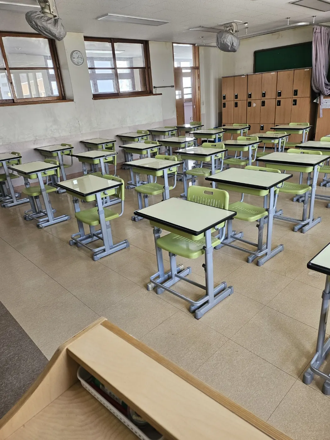 남원시 학교청소 시공 현장 — 교실 마감